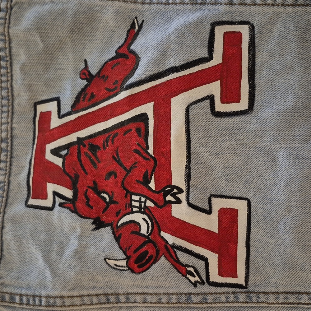 Kut from the Kloth Denim Jacket Razorbacks Game Day - Picture 4 of 5
